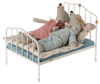 Bed, Mouse - Off white