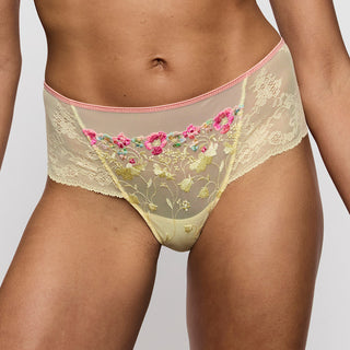LIZELOT French Vanilla short - hotpants