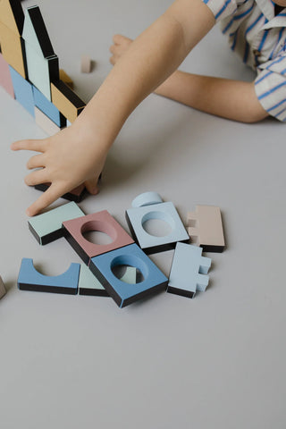 Magnetic building blocks