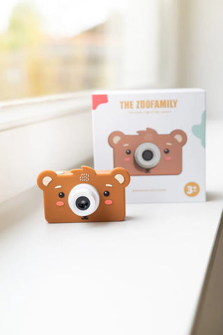 Zoo friends bear